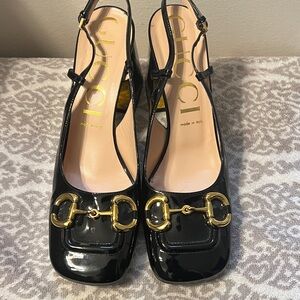Gucci Black Patent Leather Heels with Gold Horsebit Like NEW